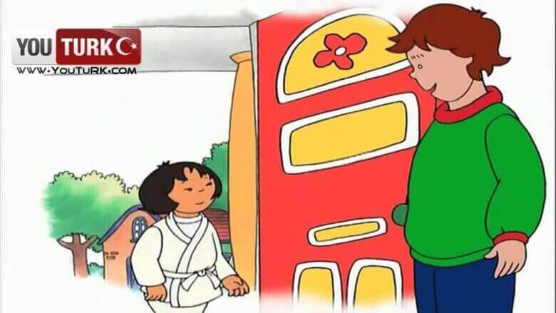 Caillou Türkce – Caillou Karete yapmayi deniyor