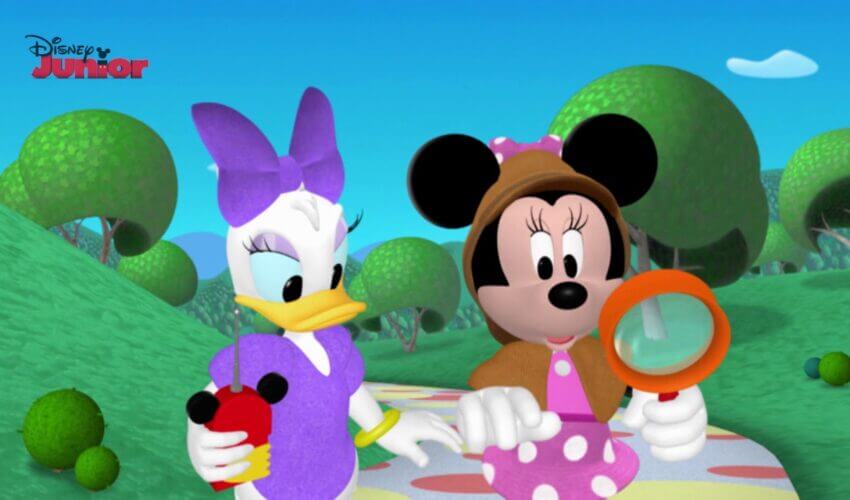 Miki Farenin kulup evi – Uyuyan guzel Mini (720p)